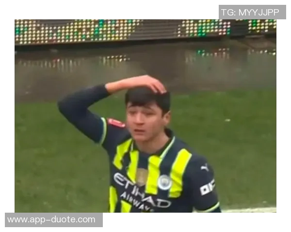 马尔穆什参与踢球风格挑战赛选择胡桑诺夫展现速度魅力