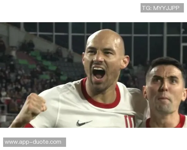 蓉城逆袭广岛周定洋遭侵犯裁判判罚点球费利佩稳健罚入制胜球